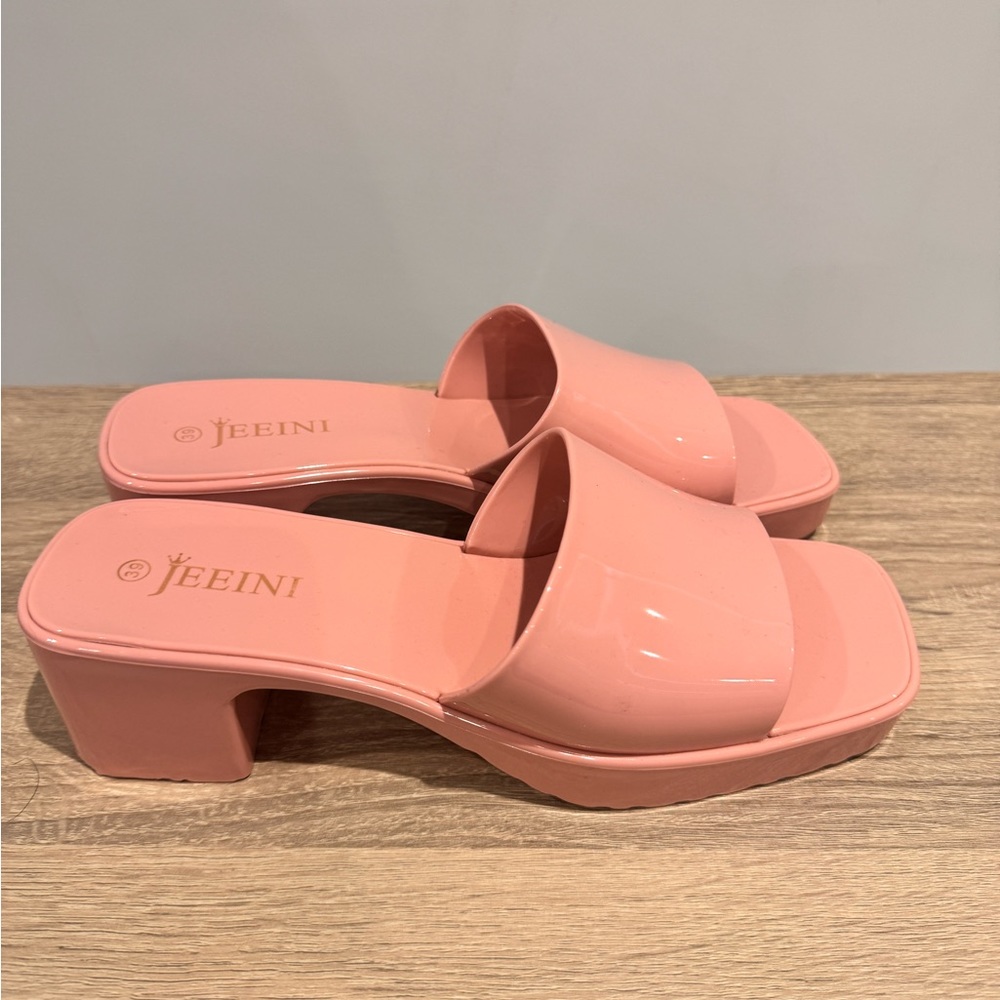 Brand newJEEINI Womens Patent Slip On Heels